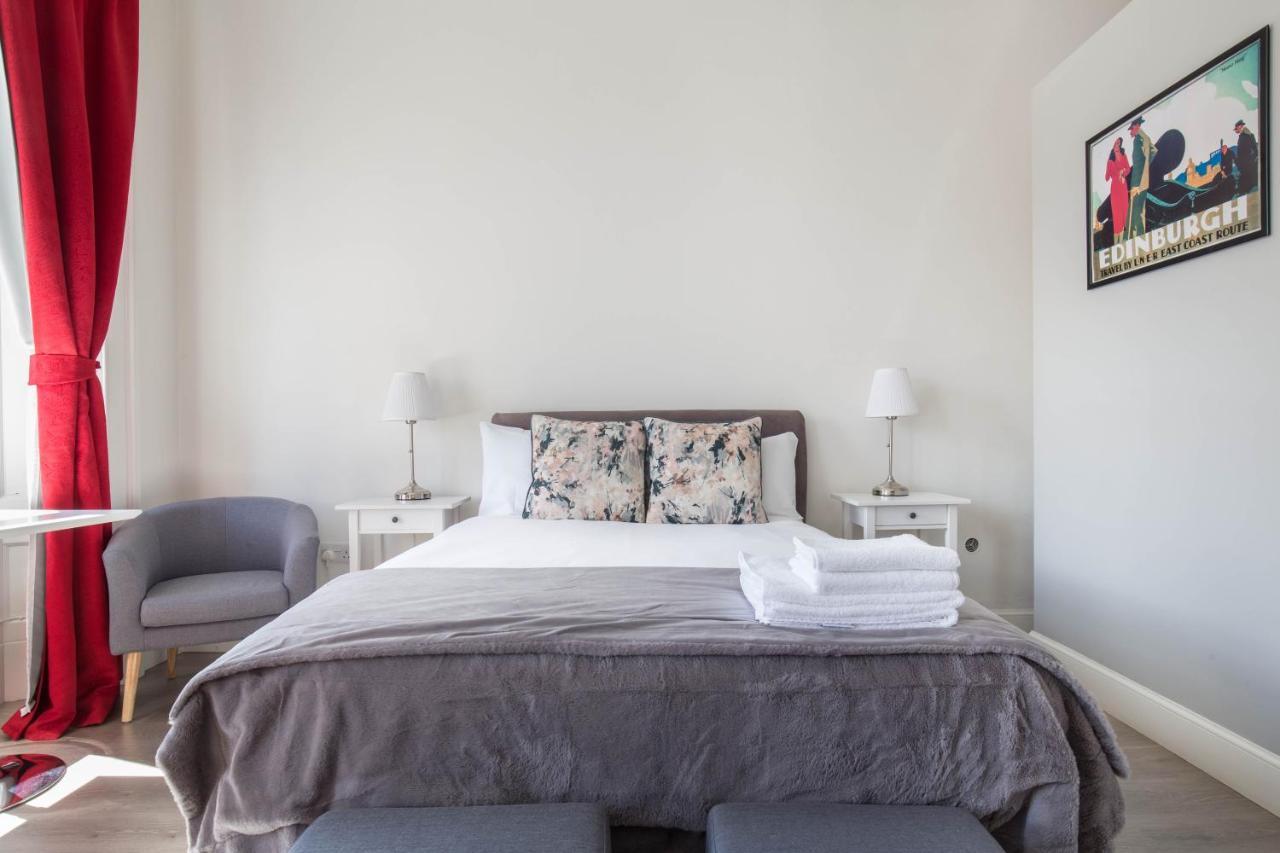 Modern Studio Apartment In Prime Central Location Edinburgh Luaran gambar